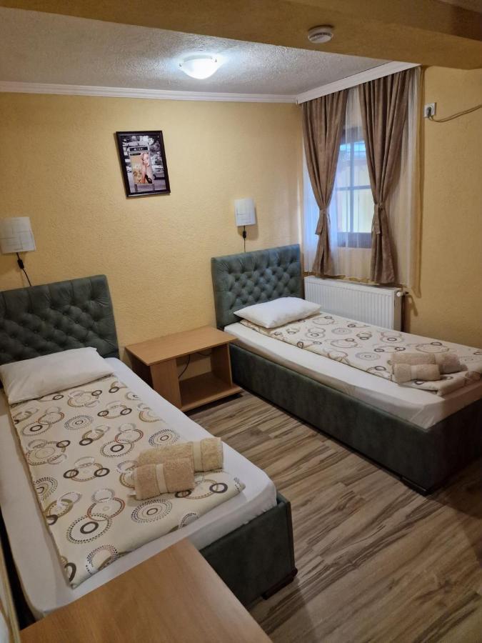 Etno Kuca Sa Konacistem Gocko Hotell Vrnjačka Banja Eksteriør bilde