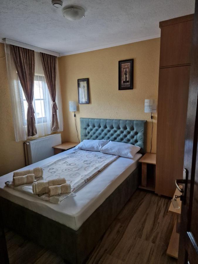 Etno Kuca Sa Konacistem Gocko Hotell Vrnjačka Banja Eksteriør bilde